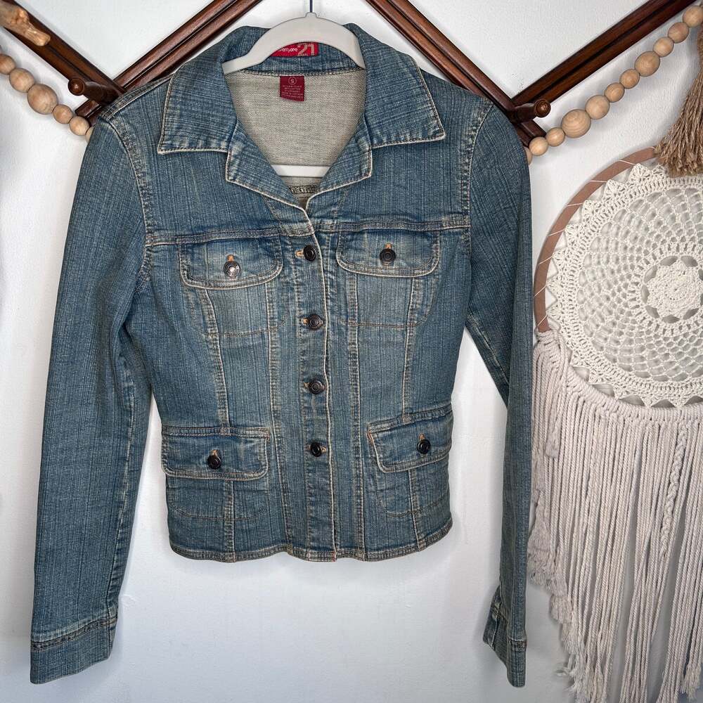 Vintage Y2K TwentyOne Denim Fitted Jean Jacket